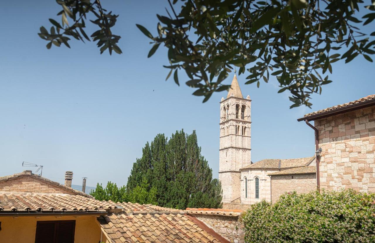 B&B Il Chiostro อัสซิซี ภายนอก รูปภาพ