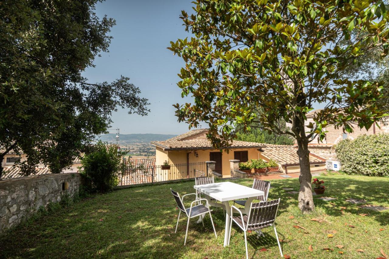 B&B Il Chiostro อัสซิซี ภายนอก รูปภาพ